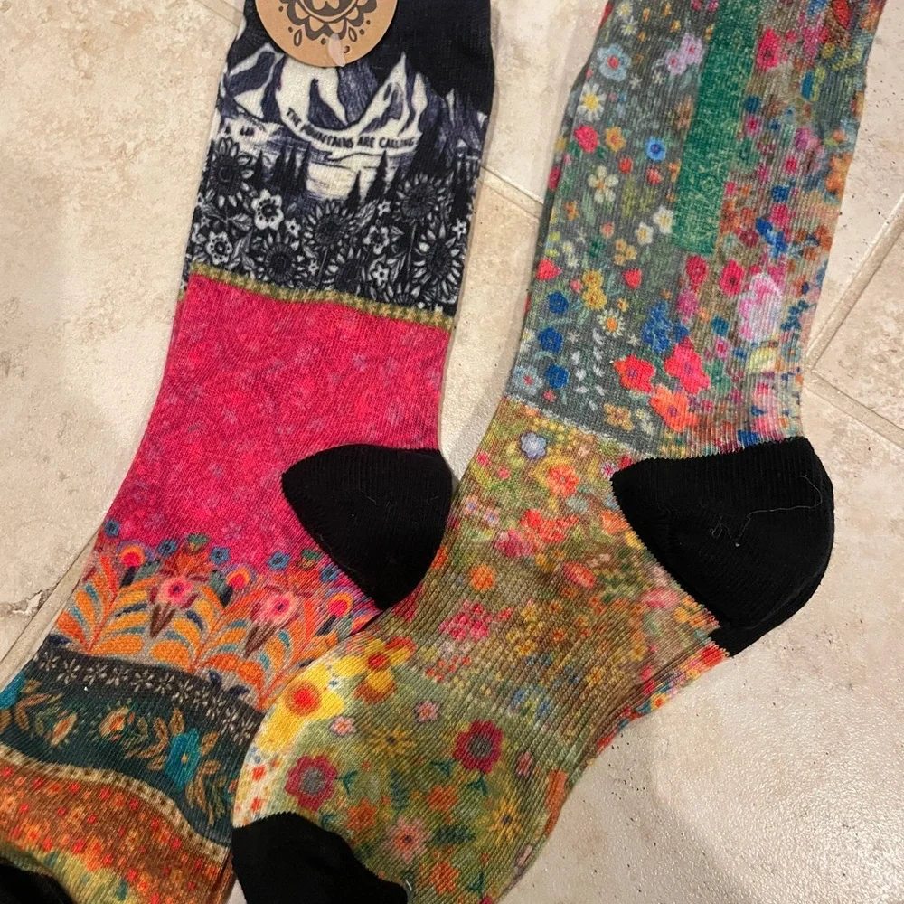 Colorful Patterned  Socks - Picture 2 of 2